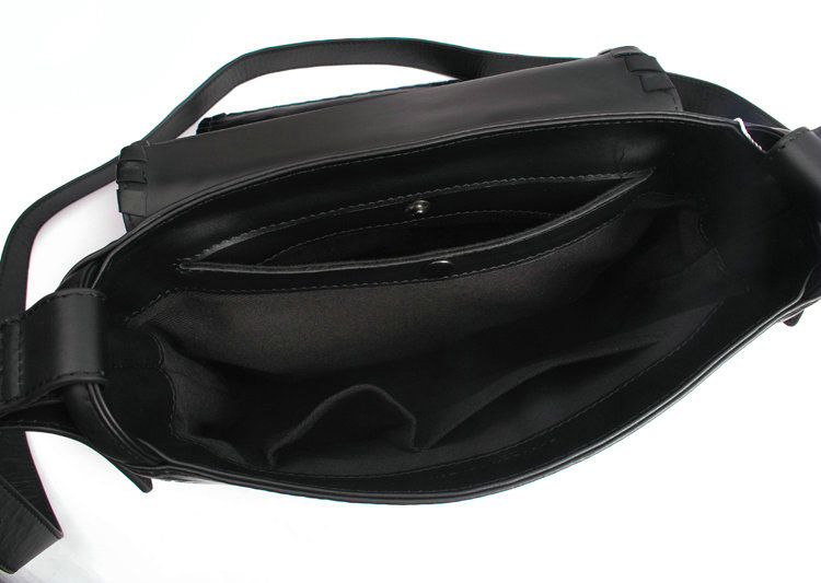 Bottega Veneta intrecciato messenger bag BV399803 black - Click Image to Close